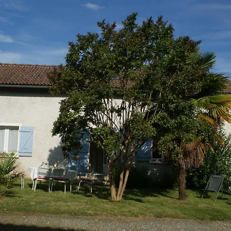 Rural Les Dames Jeanne * Viella (Gers)