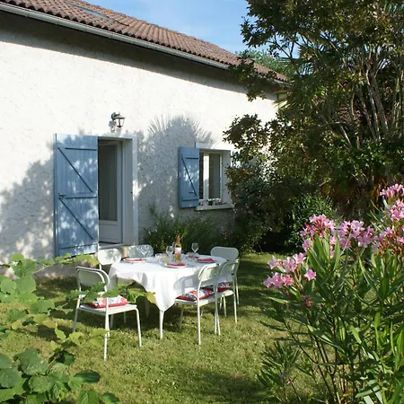 Prázdninový dům Rural Les Dames Jeanne